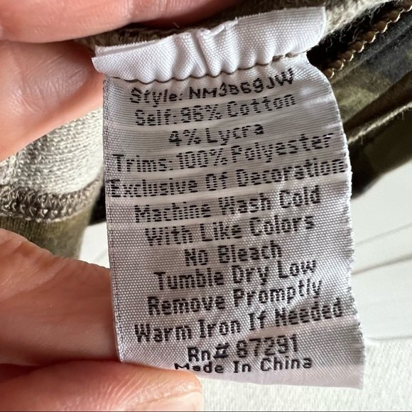 Johnny Was Camo Green Rina Raglan Hoodie Jacket - Picture 7 of 13